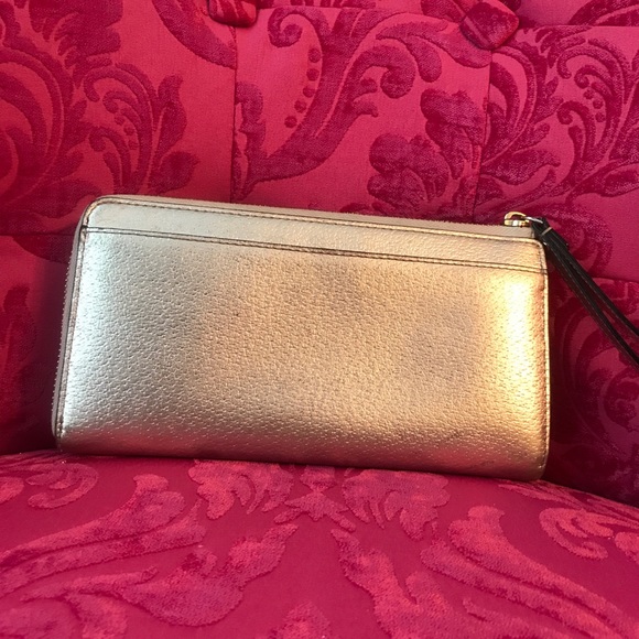 Kate Spade wristlet wallet metallic silver gold - Picture 2 of 8